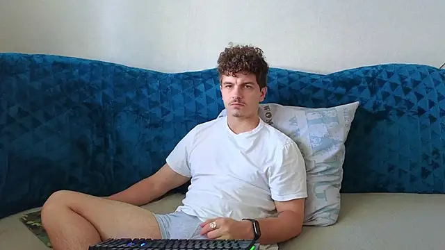 Remy Miles online show from 09.12.25