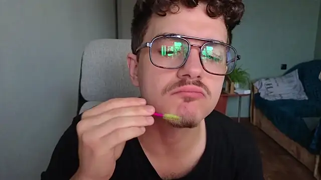 Remy Miles online show from 10.27.25