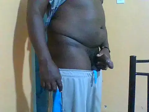 Snapshot of honeyswit chatting on 04.01.26 honeyswit online show from 04.01.26