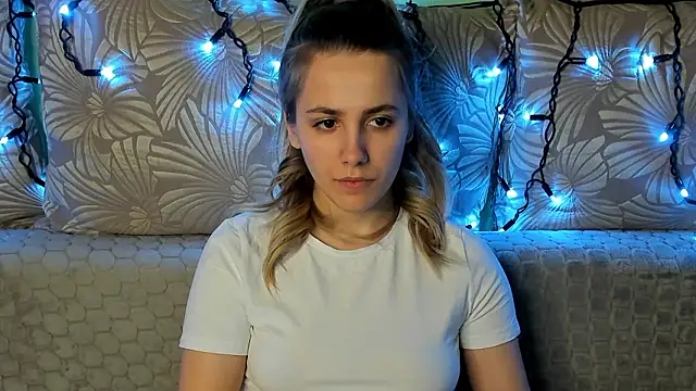 MaggieCake online show from 03.08.26