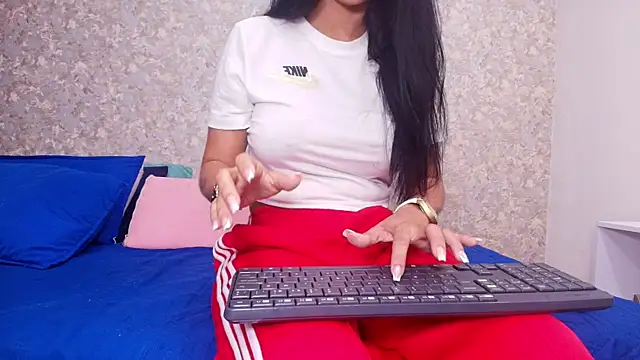 Snapshot of samanta_360 chatting on 01.26.25 samanta 360 online show from 01.26.25