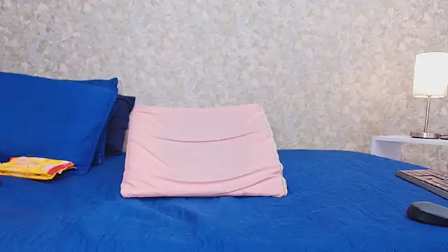 Snapshot of samanta_360 chatting on 02.26.25 samanta 360 online show from 02.26.25