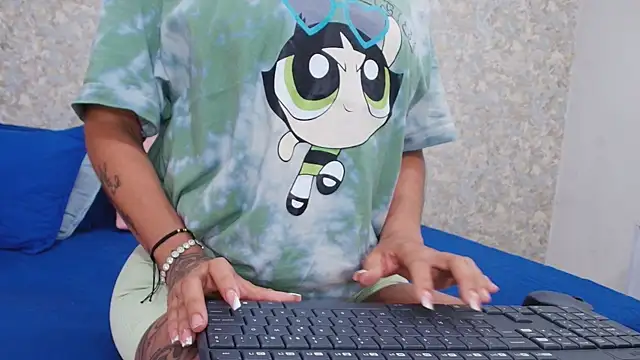 Snapshot of samanta_360 chatting on 02.27.25 samanta 360 online show from 02.27.25