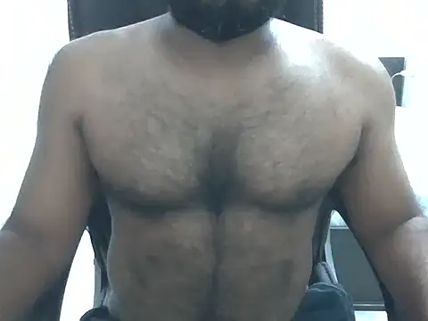 Snapshot of VINU26BLR chatting on 11.05.25 VINU26BLR online show from 11.05.25