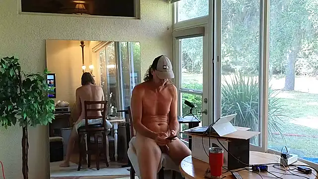 Snapshot of eliberator1777 chatting on 11.21.25 eliberator1777 online show from 11.21.25