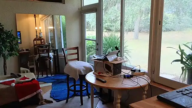 Snapshot of eliberator1777 chatting on 12.17.25 eliberator1777 online show from 12.17.25