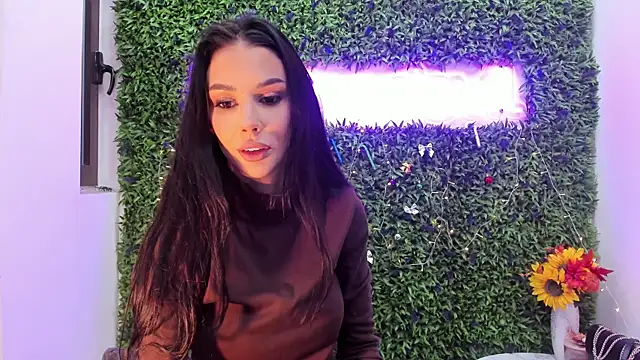 Snapshot of realhotfallingdevil chatting on 12.17.25 realhotfallingdevil online show from 12.17.25