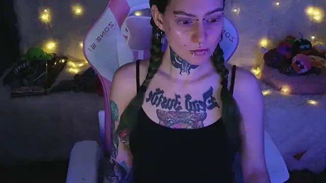 Ginger Stay online show from 04.23.26