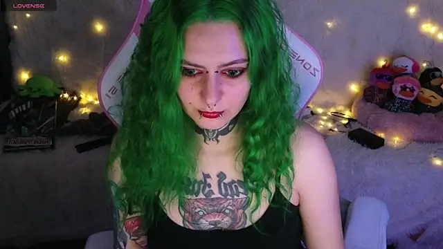 Ginger Stay online show from 05.10.26