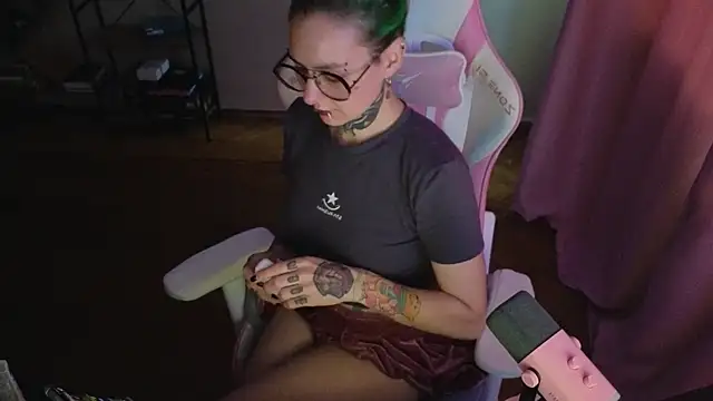 Ginger Stay online show from 07.26.26