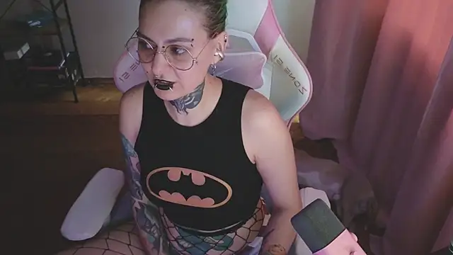 Ginger Stay online show from 08.04.26