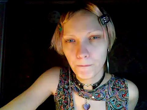 WildMissNiks online show from 12.15.24