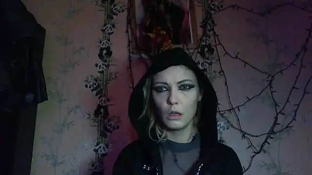 WildMissNiks online show from 02.20.26