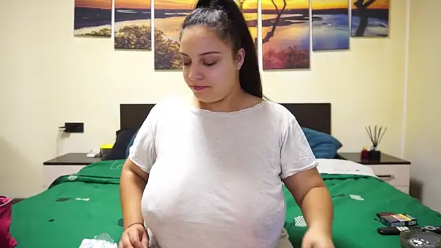 adelline online show from 09.21.25