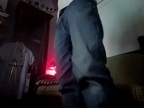 Snapshot of Itzmeebaby chatting on 01.05.25 Itzmeebaby online show from 01.05.25