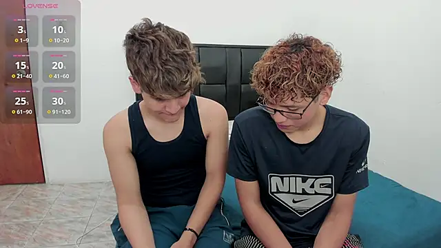 javieryalejandro online show from 12.04.25