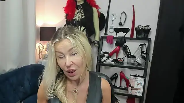 crystaLUX online show from 05.12.26