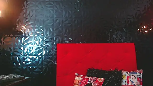 PINK  LOLA1 online show from 03.14.25