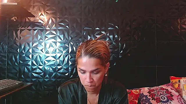 PINK  LOLA1 online show from 06.11.26