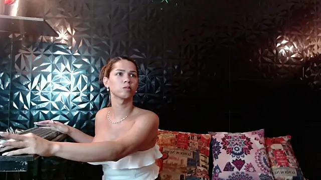 PINK  LOLA1 online show from 07.25.26