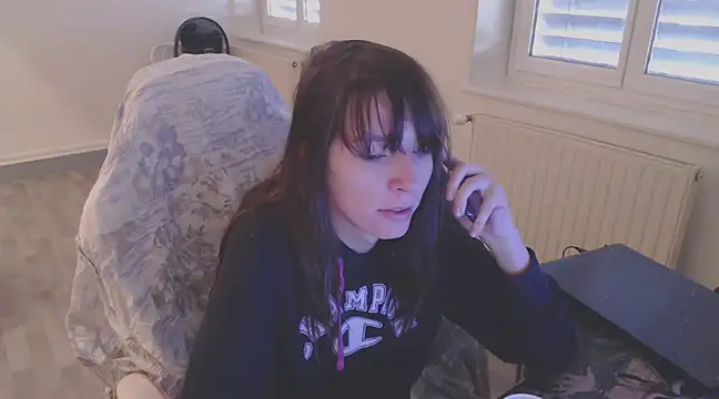 Snapshot of missthon0 chatting on 12.11.24 missthon0 online show from 12.11.24