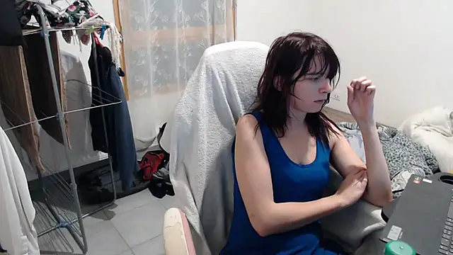 Snapshot of missthon0 chatting on 11.06.25 missthon0 online show from 11.06.25