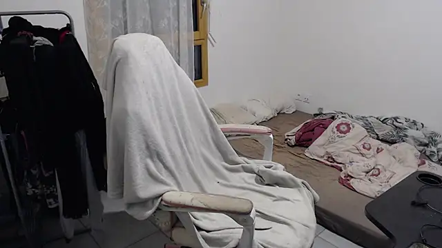 Snapshot of missthon0 chatting on 11.14.25 missthon0 online show from 11.14.25