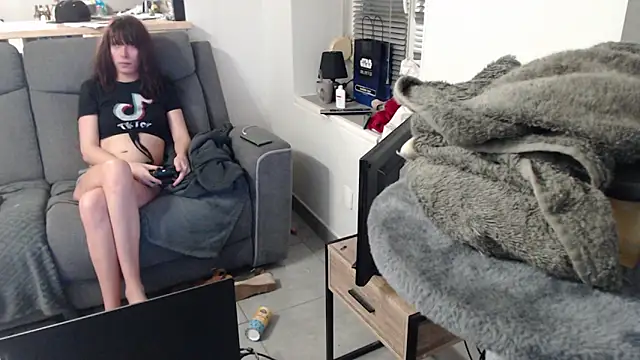 Snapshot of missthon0 chatting on 12.03.25 missthon0 online show from 12.03.25