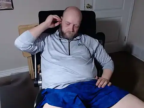 Snapshot of daveletsplay chatting on 01.15.25 daveletsplay online show from 01.15.25