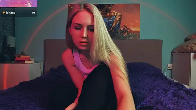 Linda Roxy online show from 01.26.25