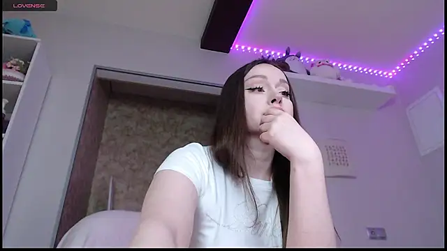 Agness sweet online show from 03.17.26