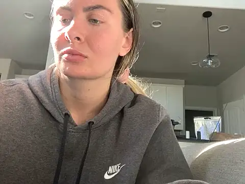 Snapshot of Alyssa_rhoades chatting on 01.19.25 Alyssa rhoades online show from 01.19.25