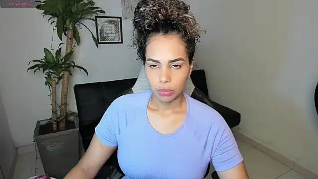 alyssannVhm online show from 05.09.26