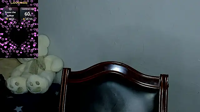 Snapshot of KindKristy chatting on 09.26.25 KindKristy online show from 09.26.25