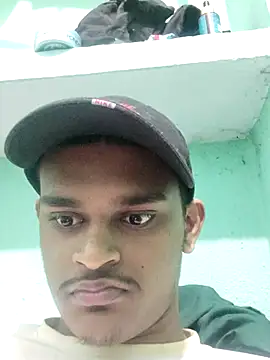 Snapshot of rajaRoyd chatting on 11.19.25 rajaRoyd online show from 11.19.25