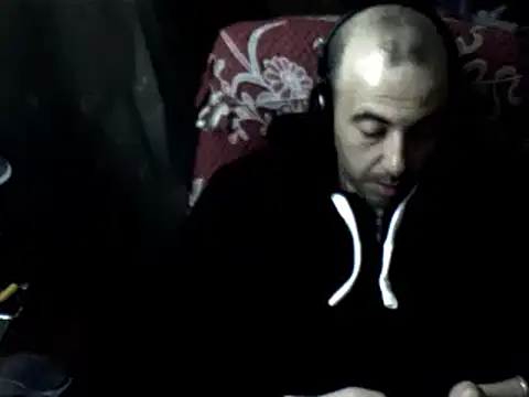 Snapshot of big_heart chatting on 02.09.26 big heart online show from 02.09.26