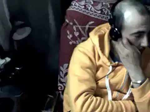 Snapshot of big_heart chatting on 02.14.26 big heart online show from 02.14.26