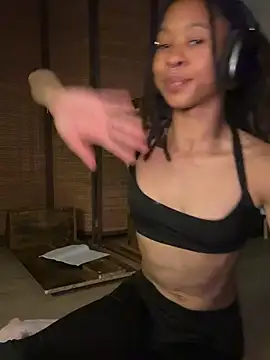 Snapshot of thebrattygoddess chatting on 12.13.24 thebrattygoddess online show from 12.13.24