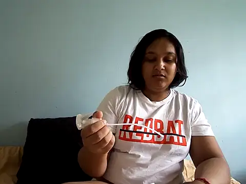 Indianbloom- online show from 09.17.25