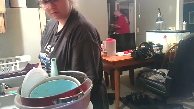 Snapshot of ZeTurtleMaster chatting on 01.24.25 ZeTurtleMaster online show from 01.24.25