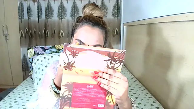 Snapshot of sexyindianchic chatting on 01.20.25 sexyindianchic online show from 01.20.25