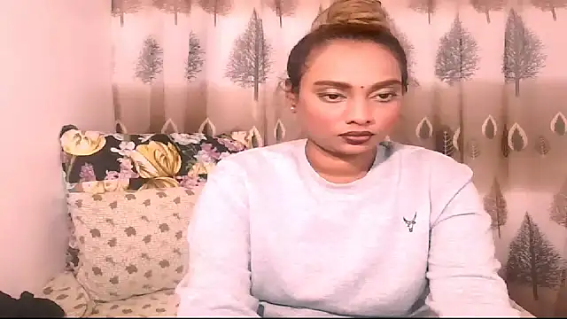 Snapshot of sexyindianchic chatting on 01.21.25 sexyindianchic online show from 01.21.25