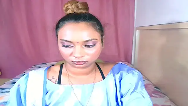 Snapshot of sexyindianchic chatting on 03.21.25 sexyindianchic online show from 03.21.25