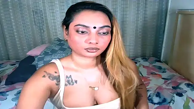 sexyindianchic online show from 11.19.25