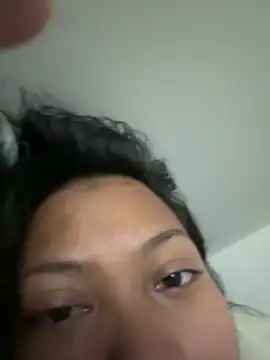 Bubbleliyah online show from 01.05.25