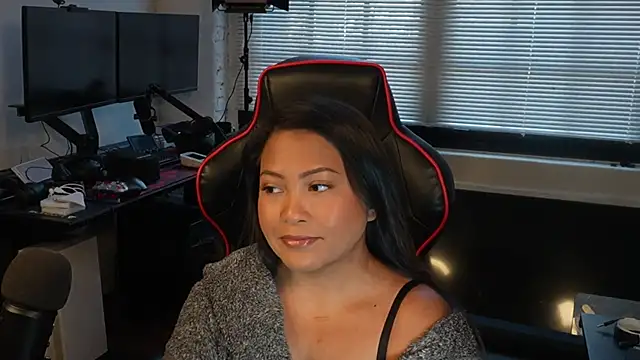 Bubbleliyah online show from 03.05.25