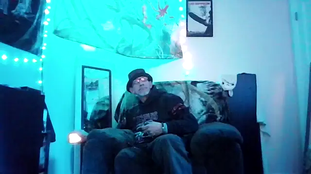 Snapshot of justinewe69 chatting on 02.28.26 justinewe69 online show from 02.28.26