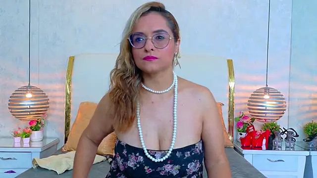 MarilynVega1 online show from 07.09.26