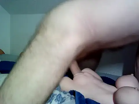 Snapshot of mopa81 chatting on 03.12.25 mopa81 online show from 03.12.25