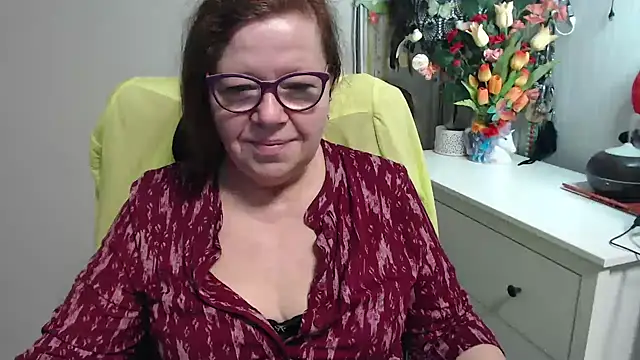 Adelewildx online show from 02.18.26